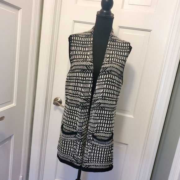 Anthropologie Roenne Vest by Angel of The North Size Medium - Picture 1 of 10